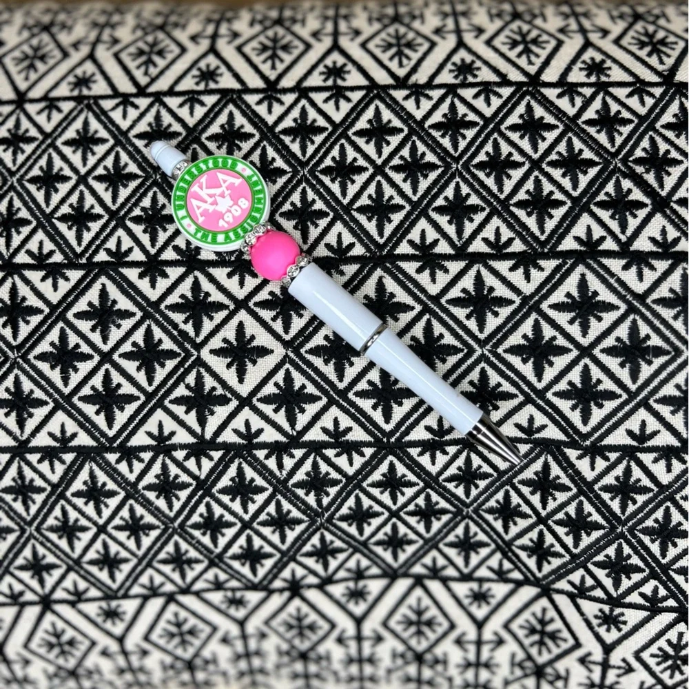 AKA 1908 White and Pink Pen ๐๏ธ ๐ - Picture 1 of 3